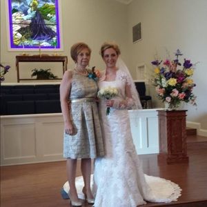 Oleg Cassini Dresses - oleg cassini wedding dress size 8 Oleg Cassini Dresses - oleg cassini wedding dress size 8